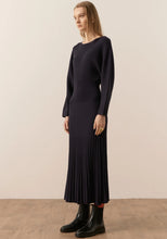 Load image into Gallery viewer, Pol - Gizelle Pleated Maxi Dress
