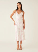 Load image into Gallery viewer, Esmaee - Sumerset Dress - Pink/White

