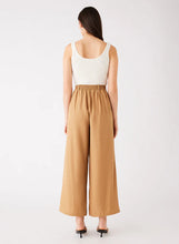 Load image into Gallery viewer, Esmaee - Fuse Pant - Tan
