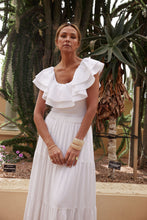 Load image into Gallery viewer, Brave + True - Callie Top - White
