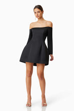 Load image into Gallery viewer, Elliatt - Vida Dress

