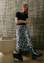 Load image into Gallery viewer, POL - Kendal Sunray Pleat Skirt - Kendal Print

